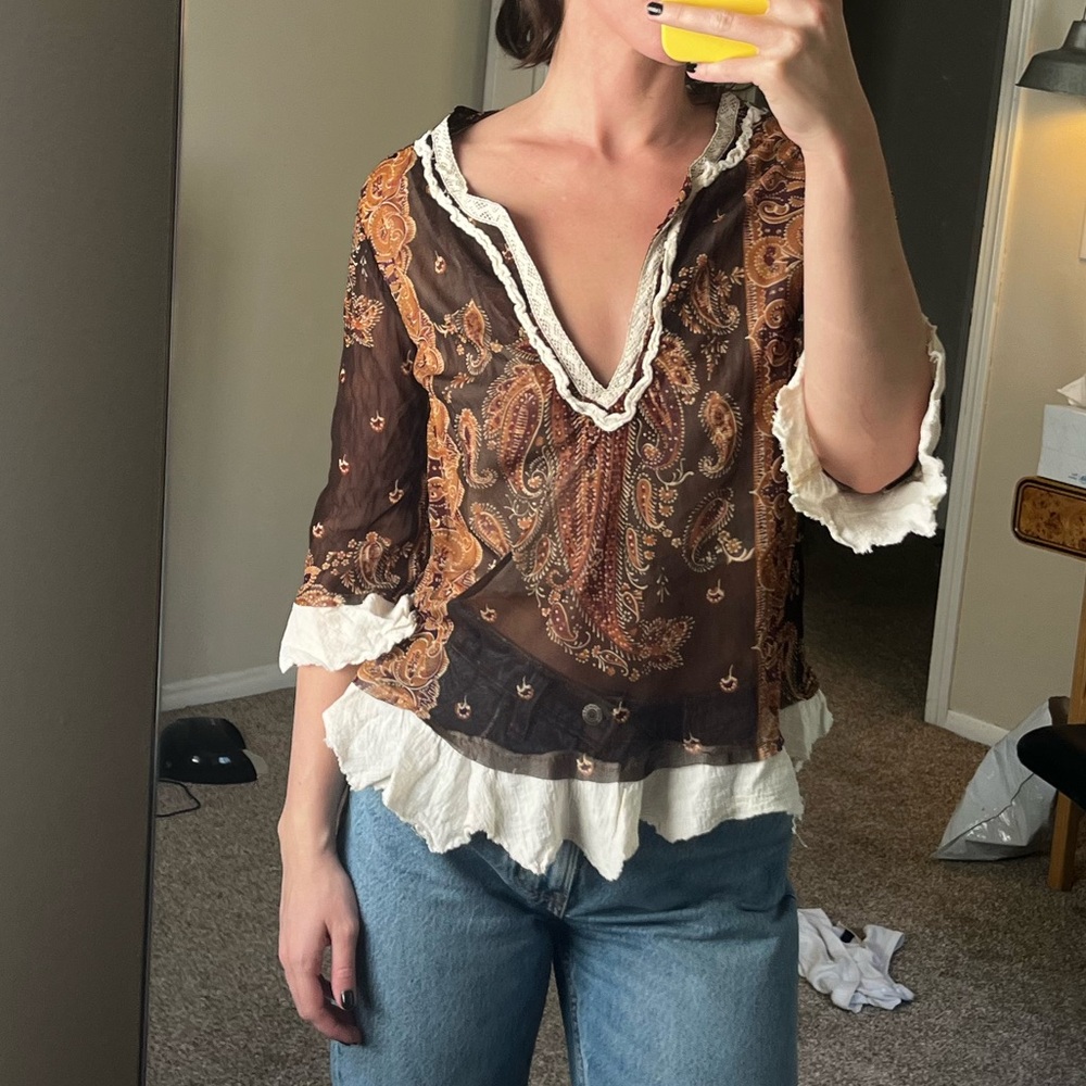 Vintage brown paisley top